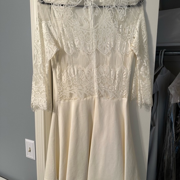 BB Dakota Cream Dress - Picture 2 of 4